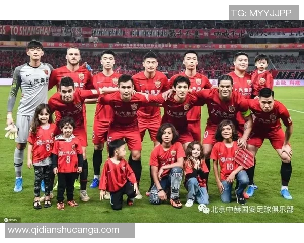 上海篮球队以75分稳居冠军赛积分榜首位展现强劲实力