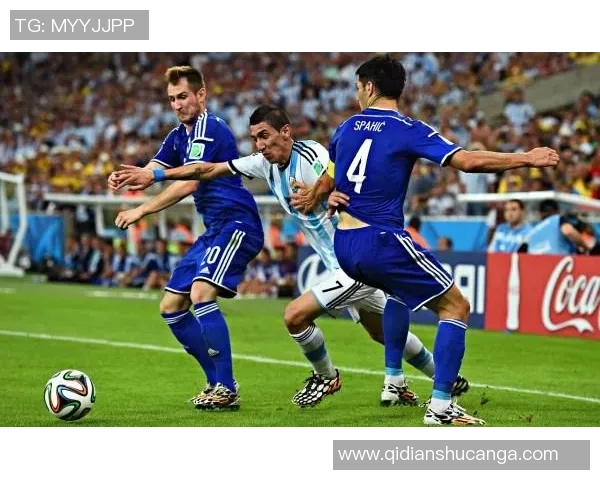 回顾2002年足球明星锦集的辉煌瞬间与经典赛事回忆 回顾2002年足球明星锦集的辉煌瞬间与经典赛事回忆